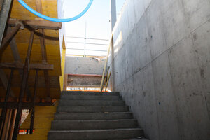 Zweites neues Treppenhaus, das zur neu entstehenden Lernlandschaft  im 2. Obergeschoss führt.